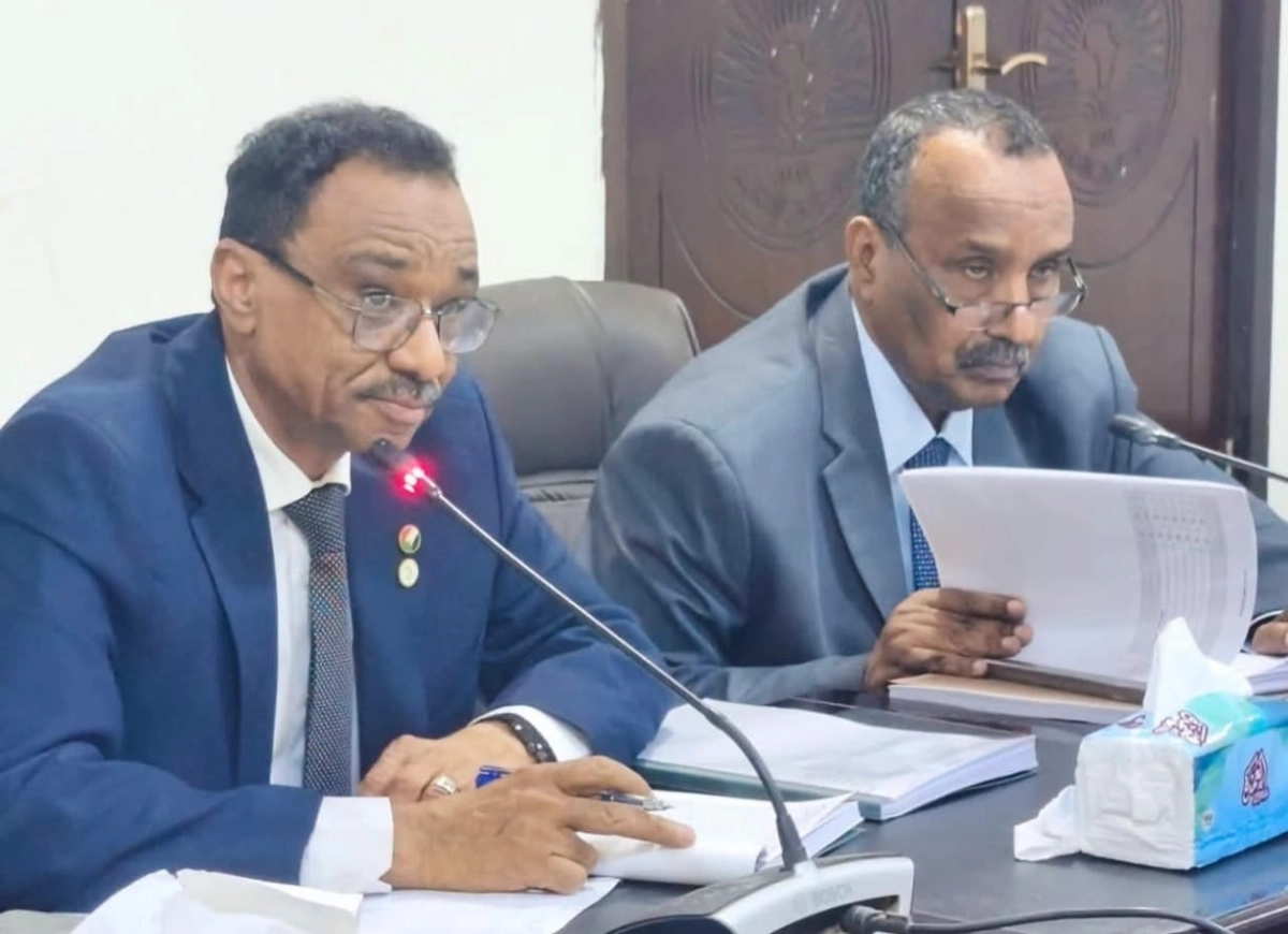 مدير جامعة الإمام المهدي يشارك في إجتماع لجنة القبول الكبري برئاسة وزير التعليم العالي - 1